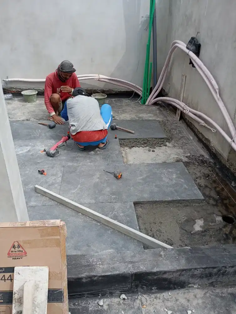 Renovasi rumah dan bangun dari nol