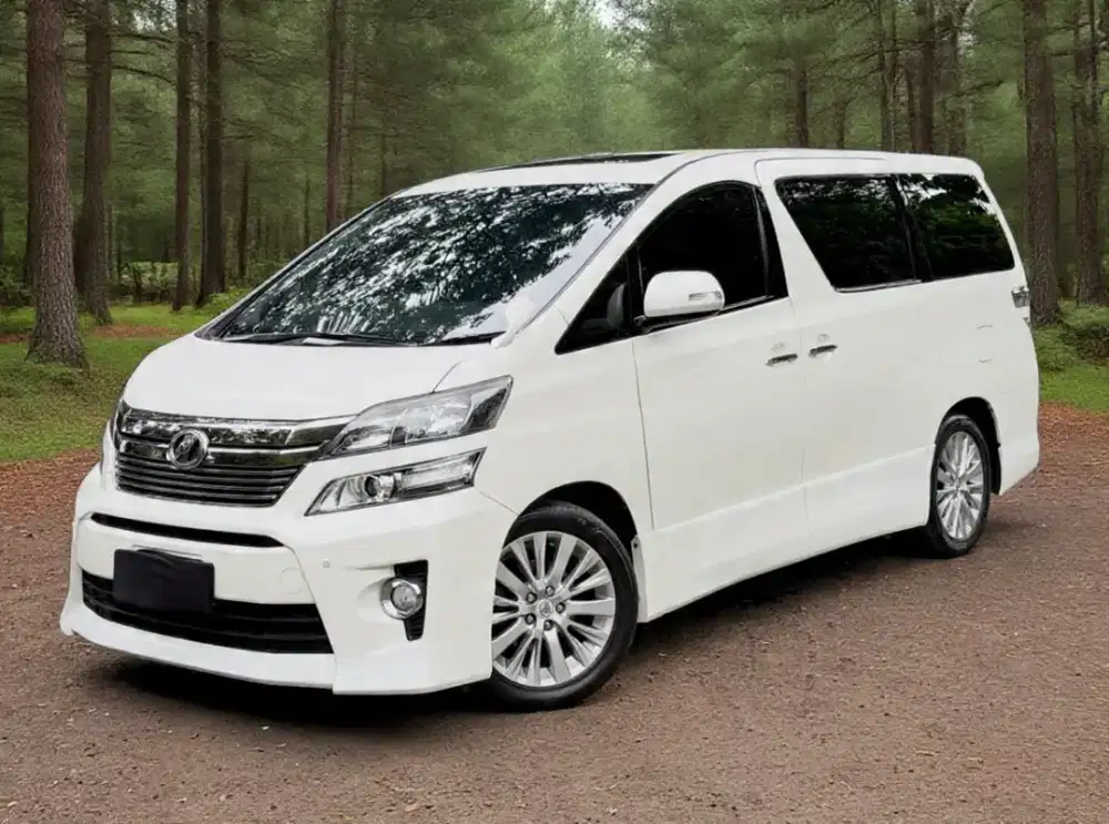 Vellfire ZG 2015 km 74rb