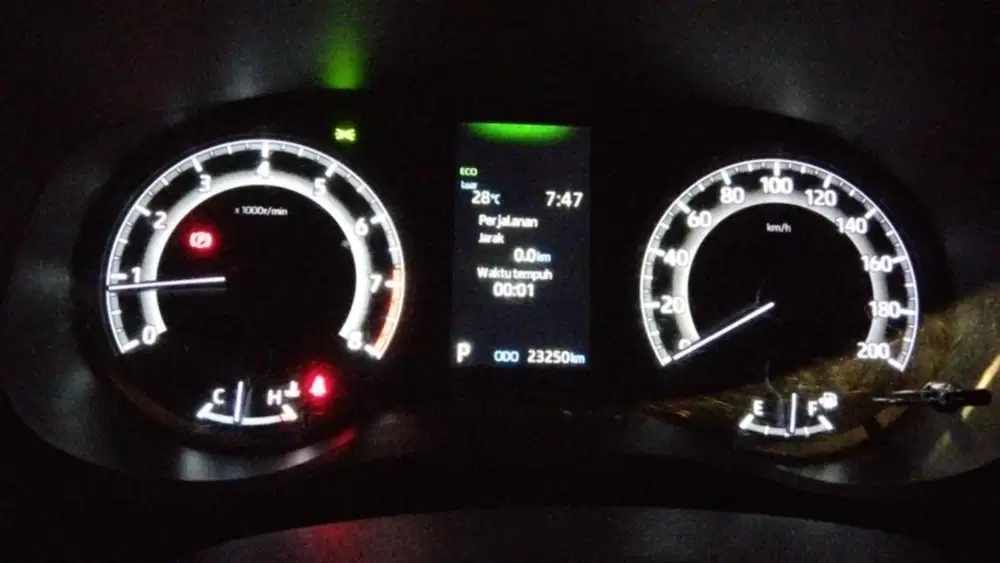 Toyota Kijang Innova 2024 Bensin