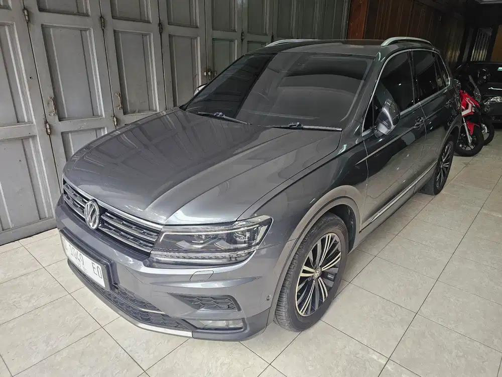 Volkswagen Tiguan 2018 Bensin