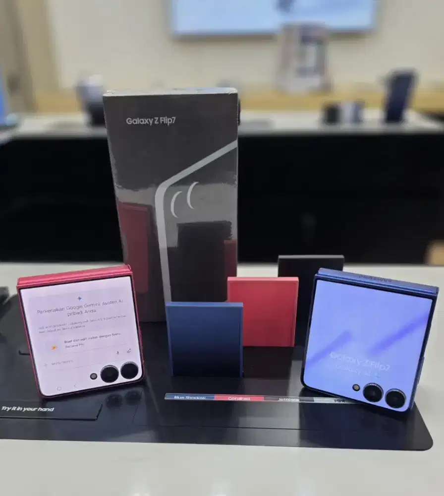Samsung Z flip 7 256 gb