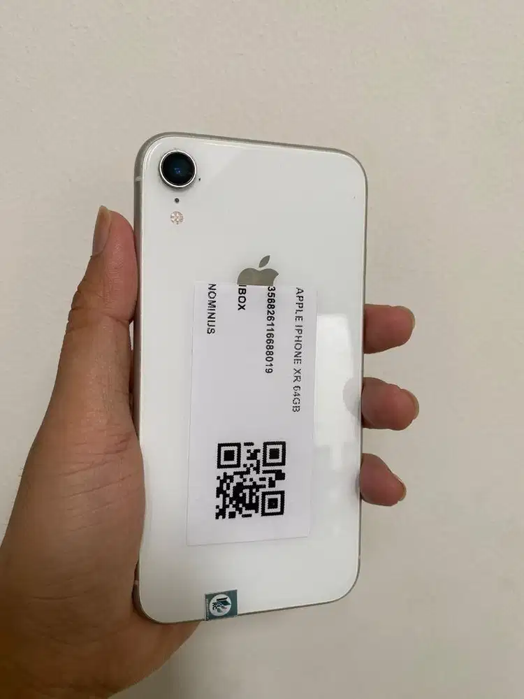 IPHONE xr 64 iBox