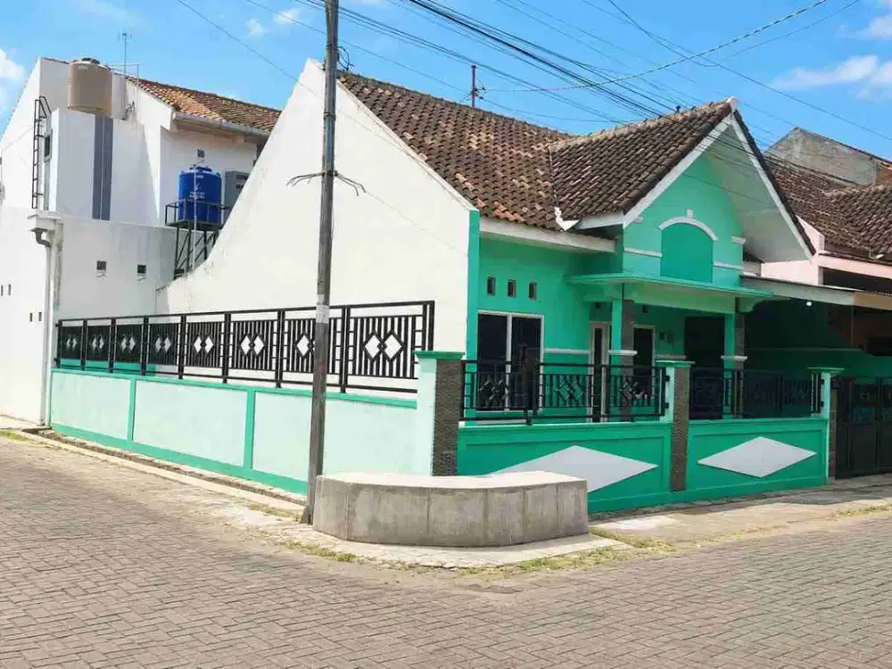 Di sewakan bersih blakang hotel Fave dkt SMA Ursulin