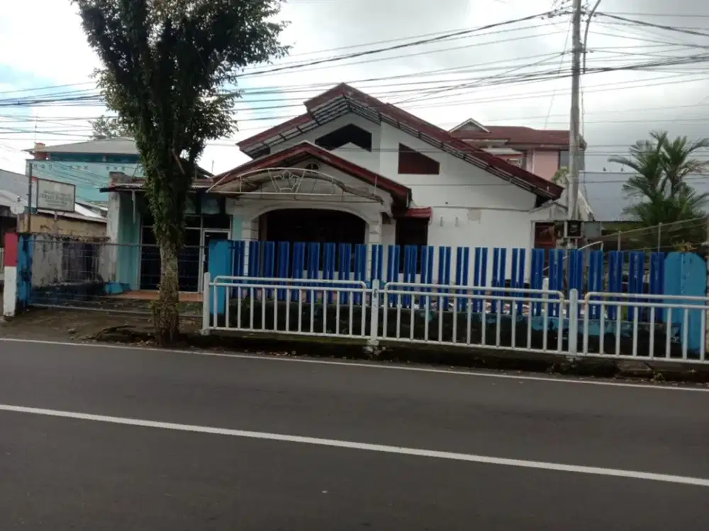DIJUAL RUMAH
