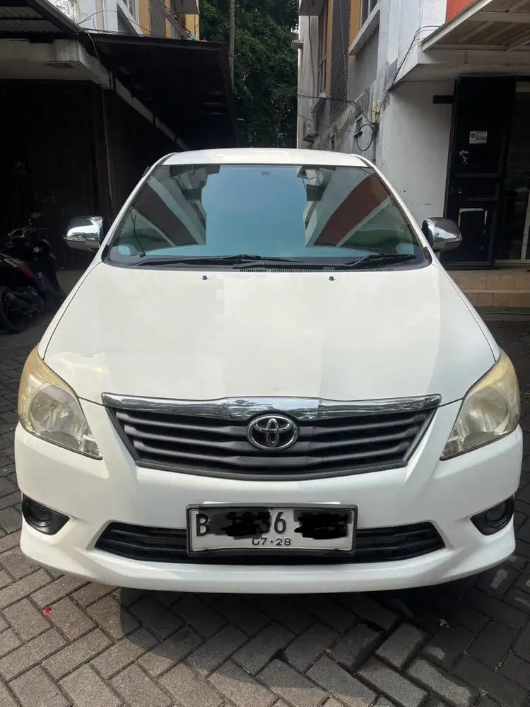 Dijual inova e mt bensin 2012