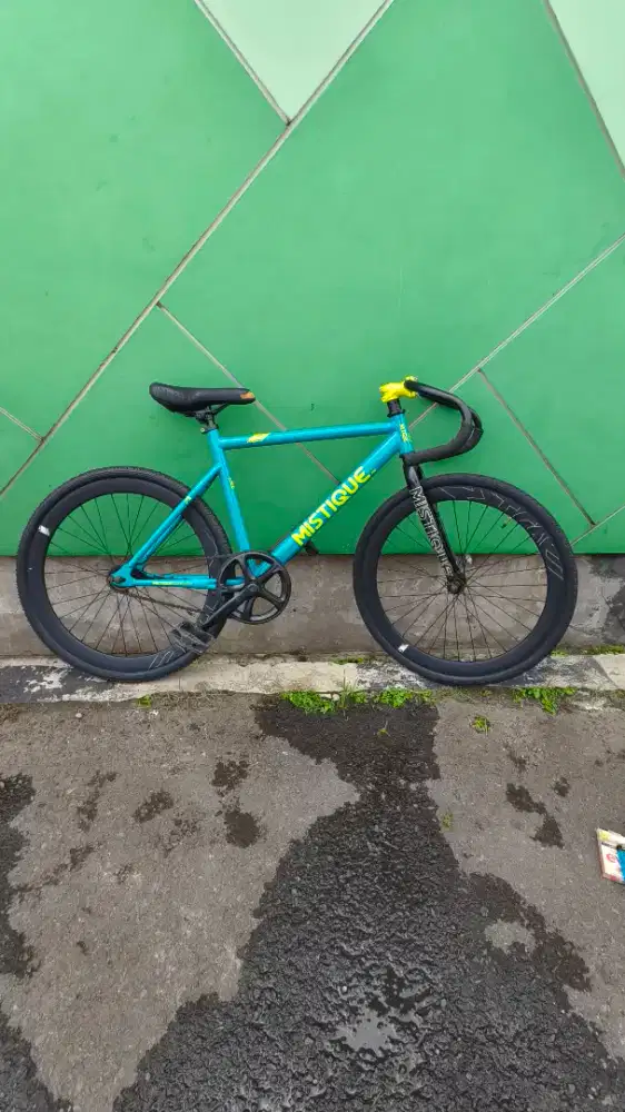 Sepeda fixie element Mistique
