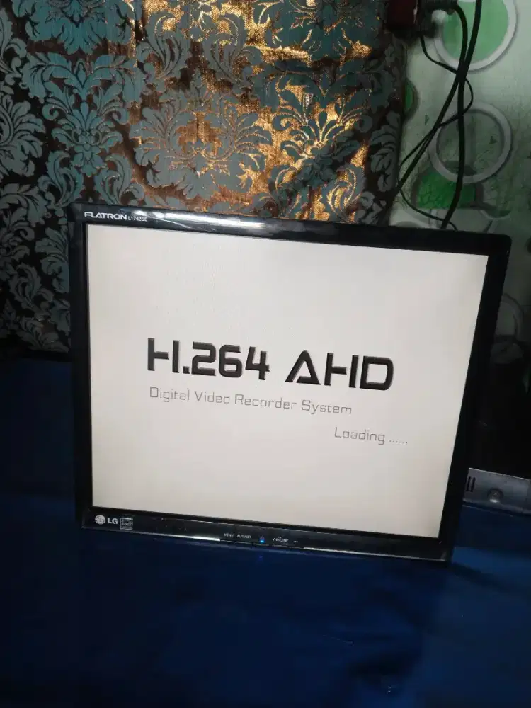 lcd monitor LG 17in normal