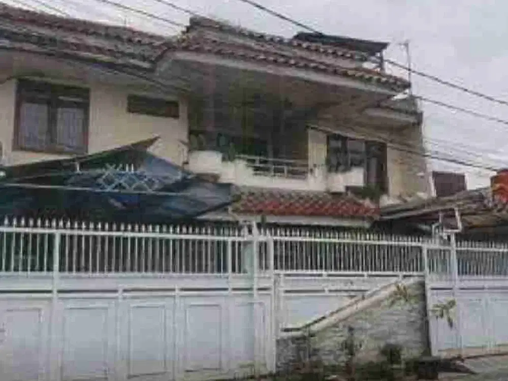 RUMAH MEWAH DI JL SWADAYA DUREN SAWIT JAKARTA TIMUR