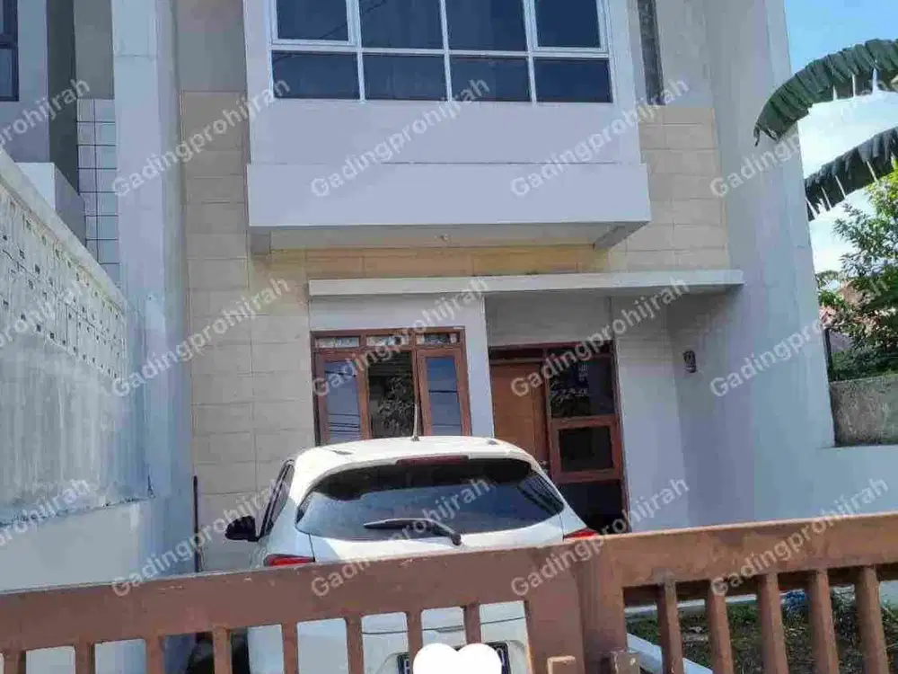 Disewakan Rumah 2 Lantai Di Cisaranten