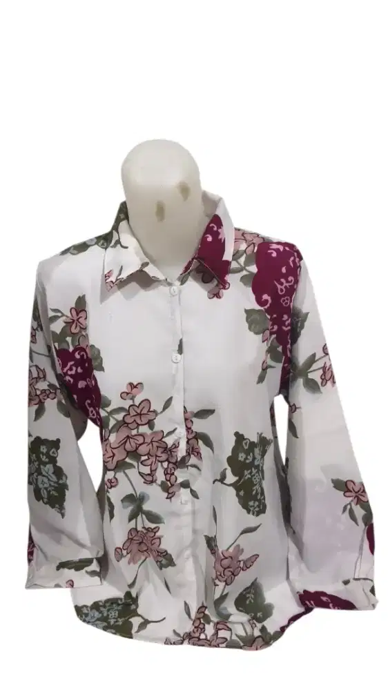 Kemeja Motif Bunga Wanita