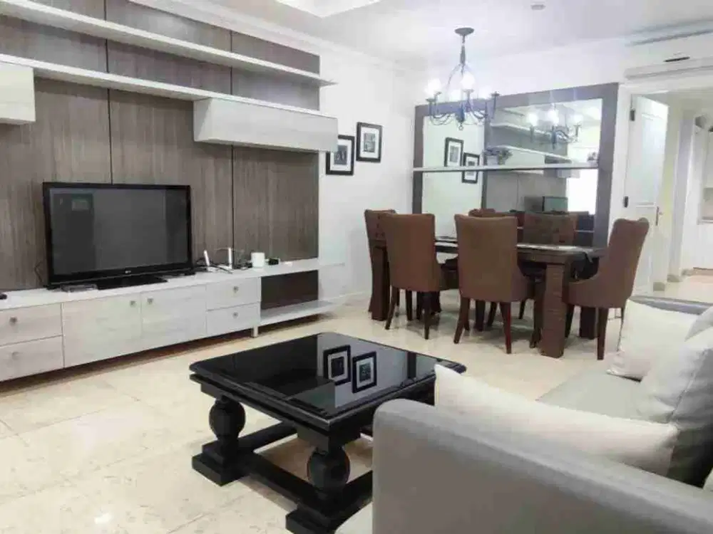 DISEWAKAN APARTEMEN ISTANA SAHID 3 KAMAR SIAP HUNI SUDIRMAN JAKARTA PUSAT