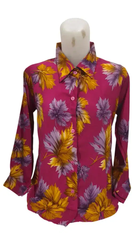 Kemeja Wanita Motif Daun