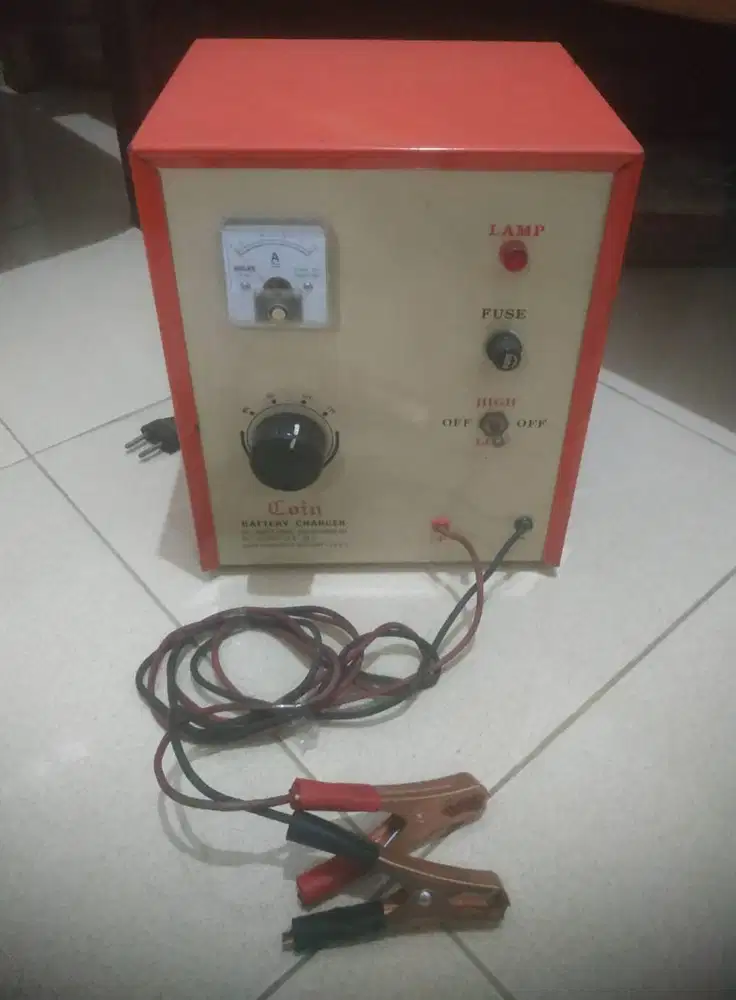 Battery Charger Mobil/Motor -> 5 Volt / 12 V / 24 Volt