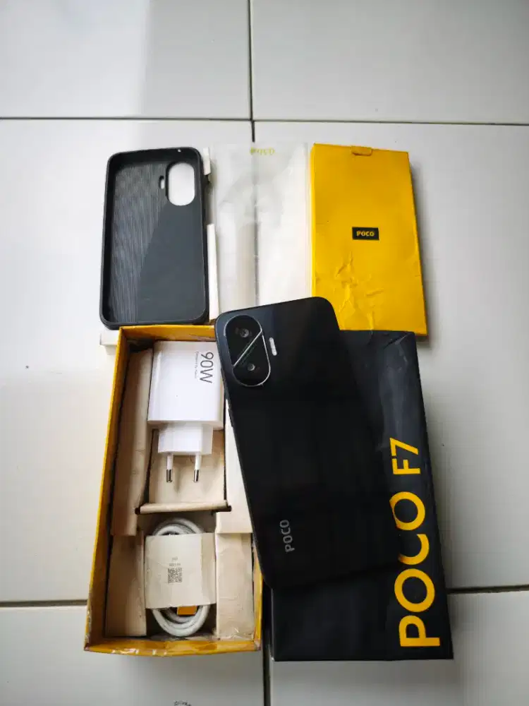 Poco F7 ram 12/512 fullset no minus