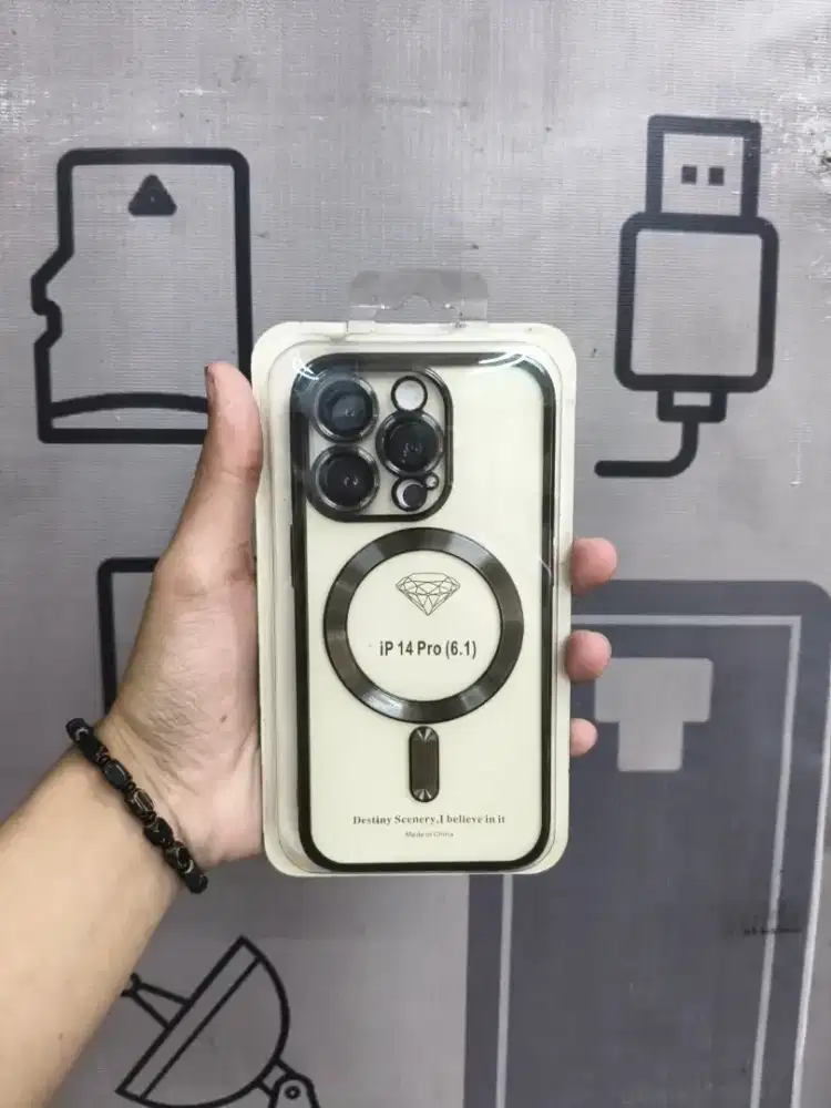 Casing iPhone 14 Pro
