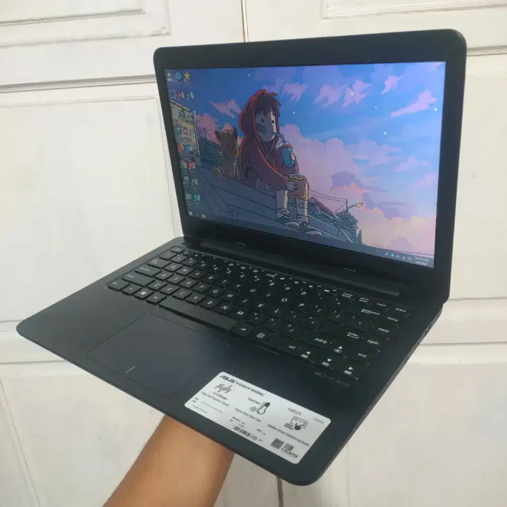 Laptop tipis Asus Vivobook E402Y AMD E2-7015 HDD 1TB