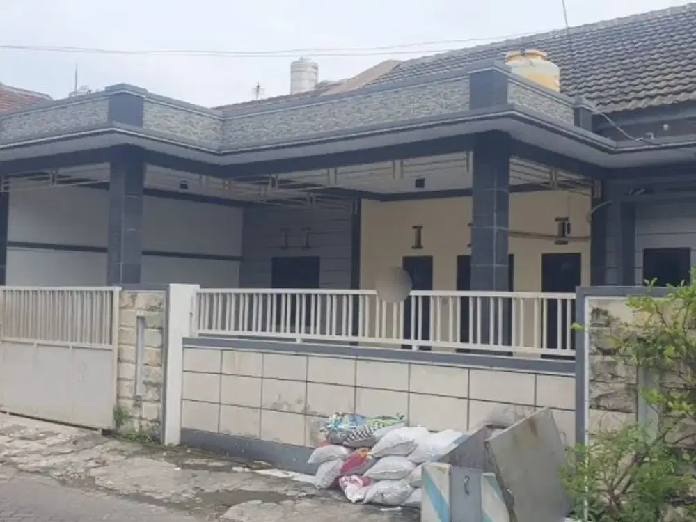 Disewakan Rumah jl. Duku Pondok Candra