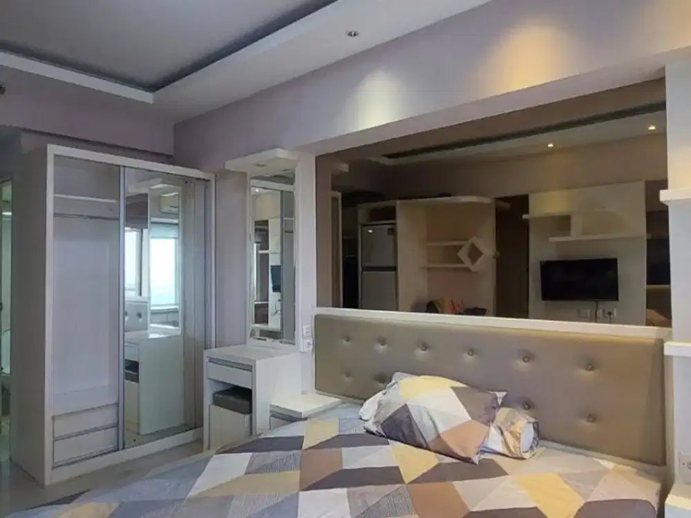 SEWAKAN ORCHAD STUDIO DI PAKUWON MALL SURABAYA