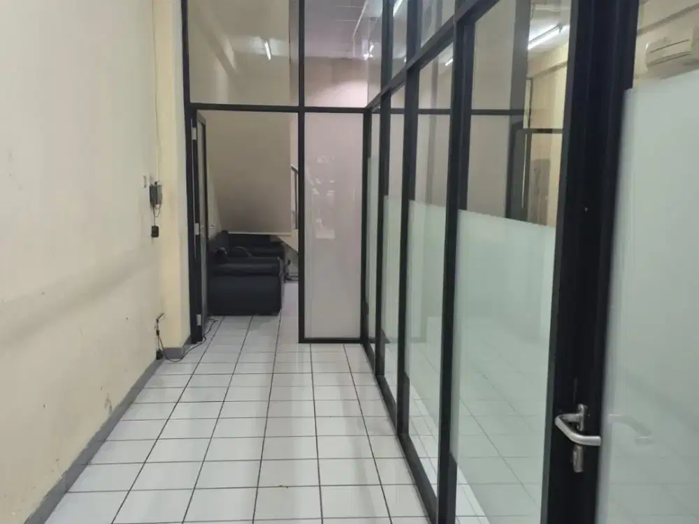 Dijual cepat ruko Redtop Pecenongan dengan lokasi premium