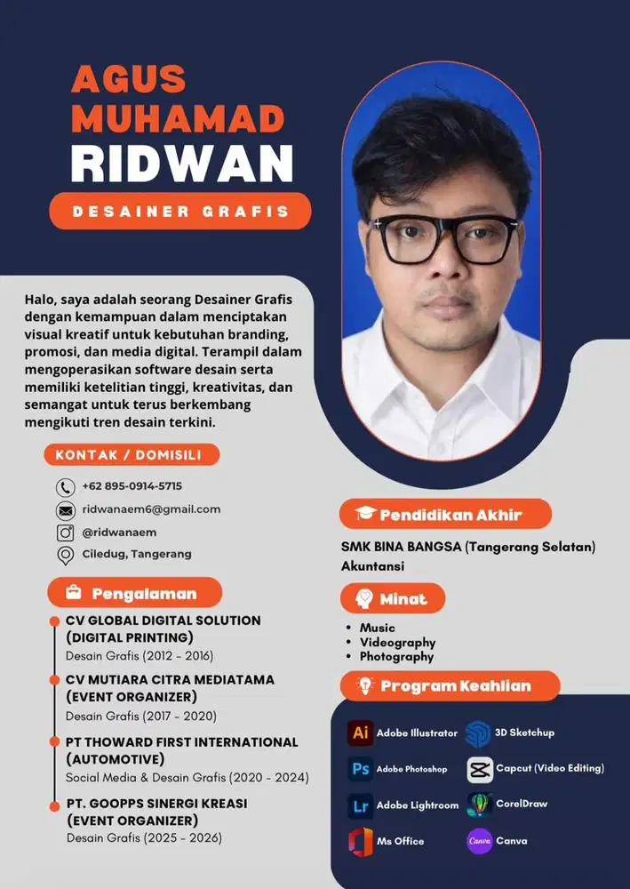 Saya Mencari Pekerjaan Dibidang Desain Grafis