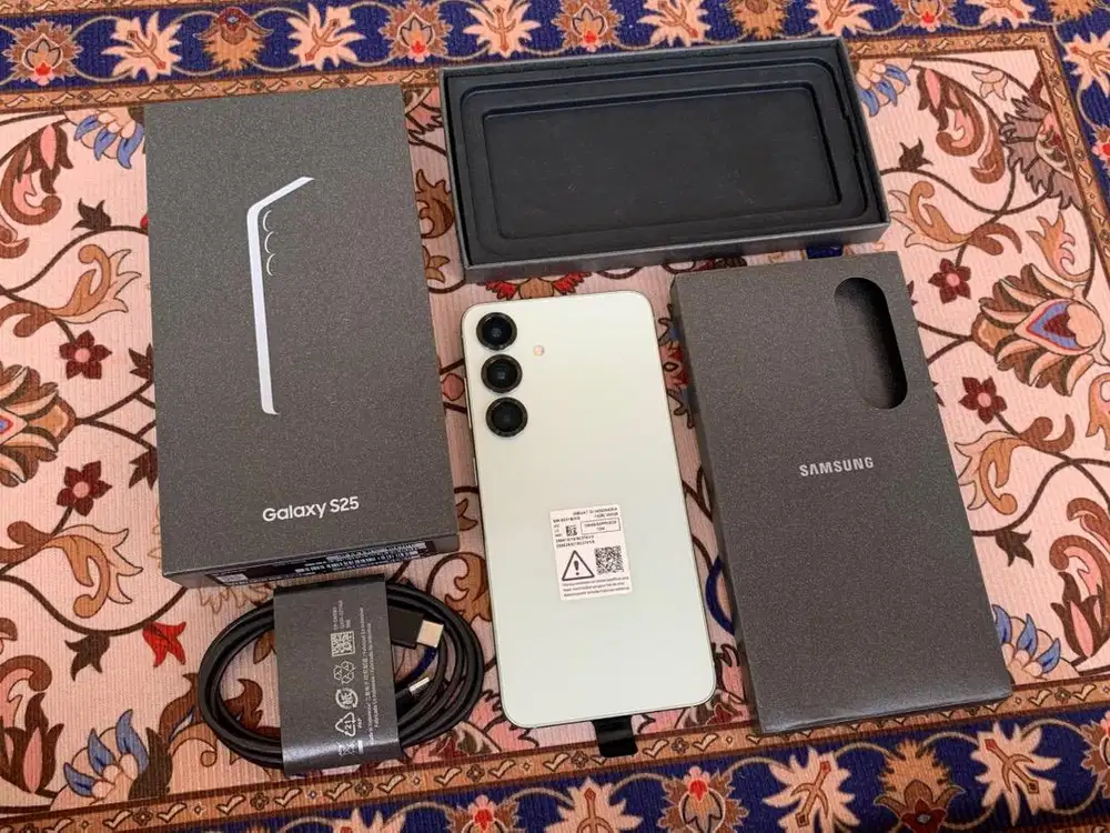 Samsung Galaxy S25 5G 12/256Gb Sein