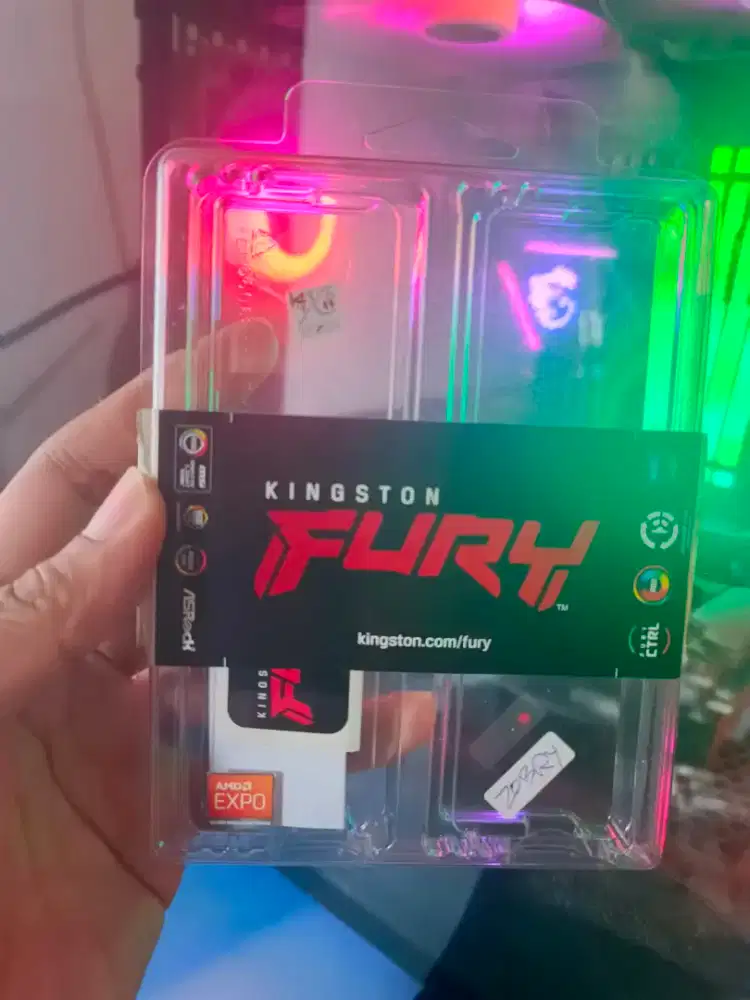 RAM DDR5 Kingston Fury RGB 32GB (16x2) KF560C36BBEAK2-32