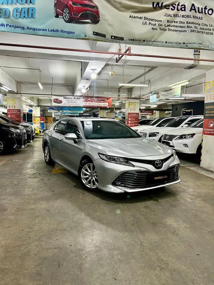 Toyota Camry 2.5 V AT 2021 Nik 2020 Sangat terawat