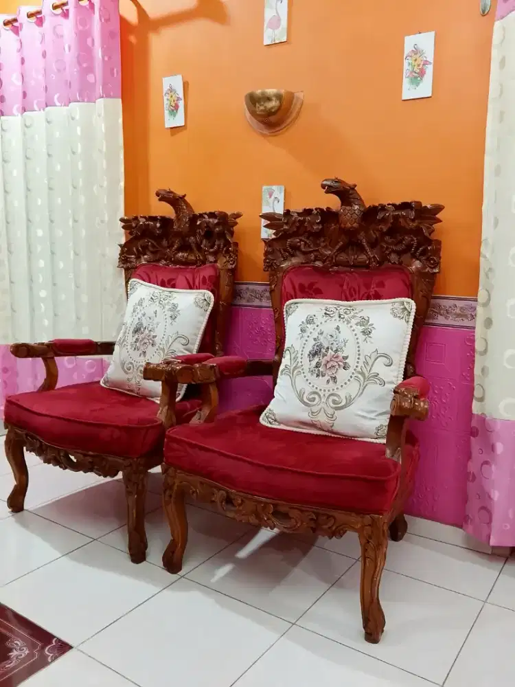 Kursi tamu ukir jati