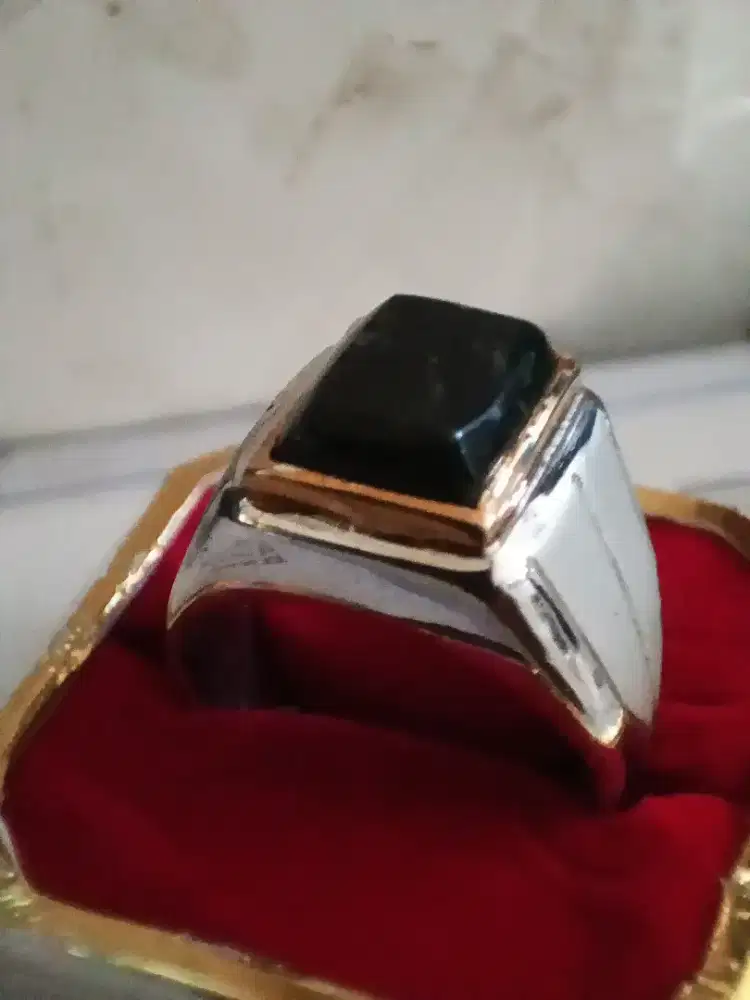 Cincin batu black merapi