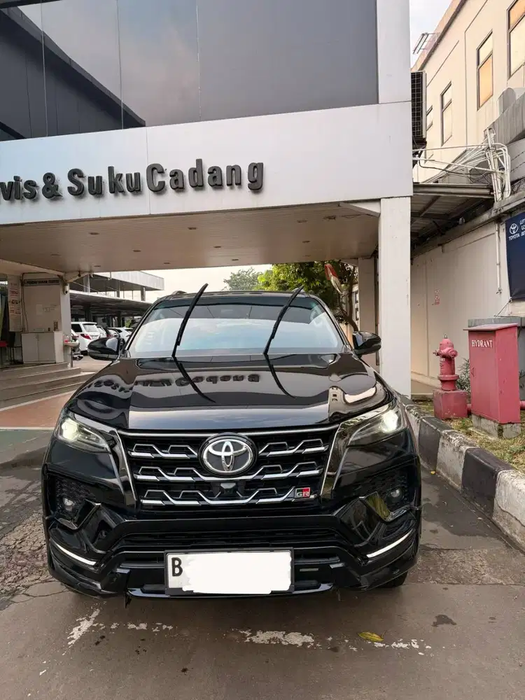 Jual mobil Fortuner GR 2.8