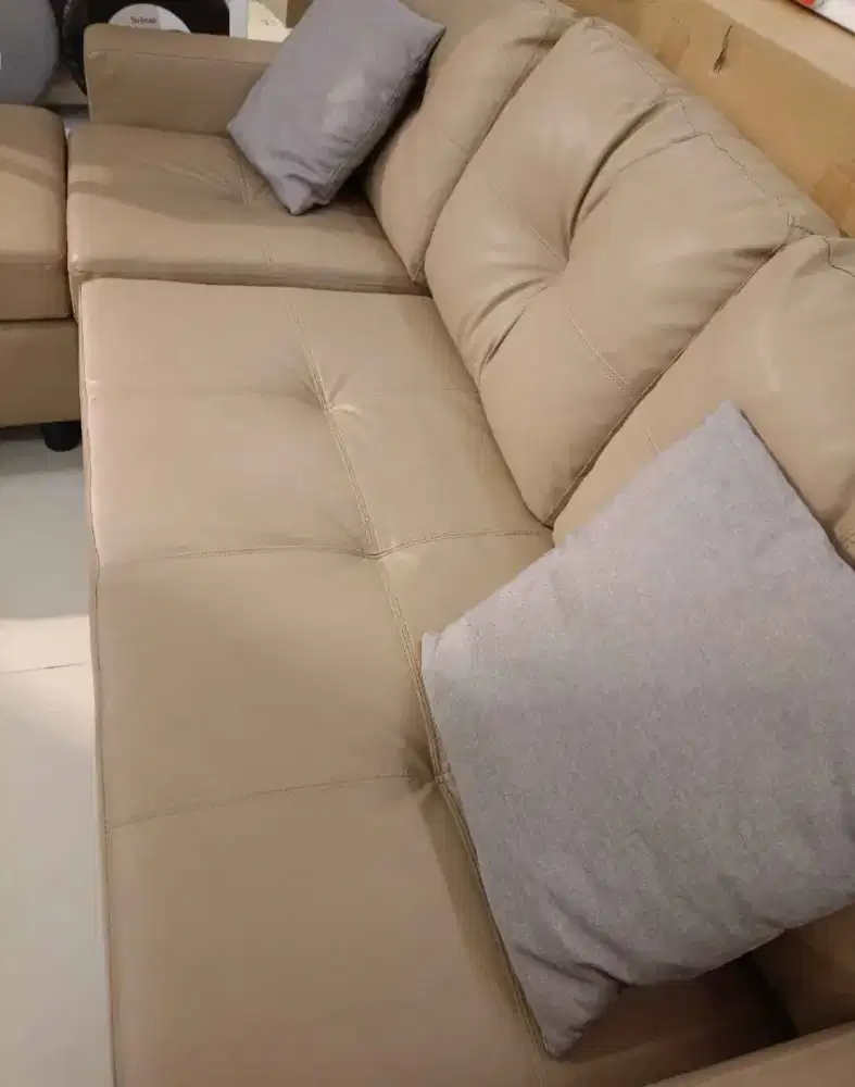 SOFA TASYI MINIMALIS