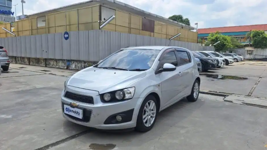 DP MURAH - Chevrolet Aveo 1.4 LT Bensin-AT 2013 Silver