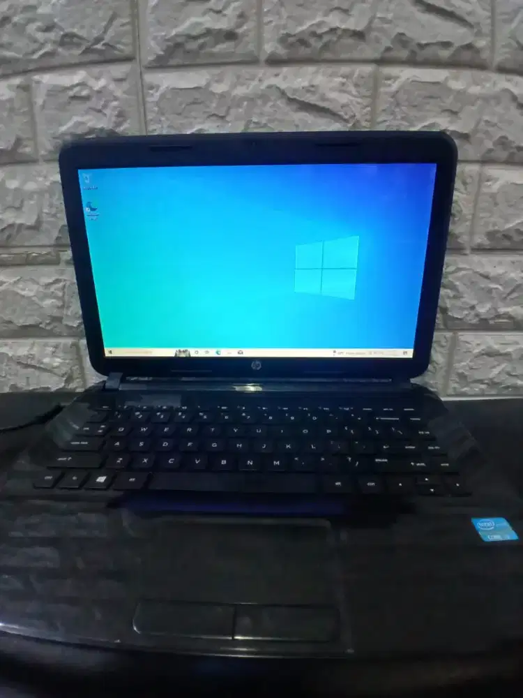 Hp pavilion 14 (i3gen3/6gb/320gb)