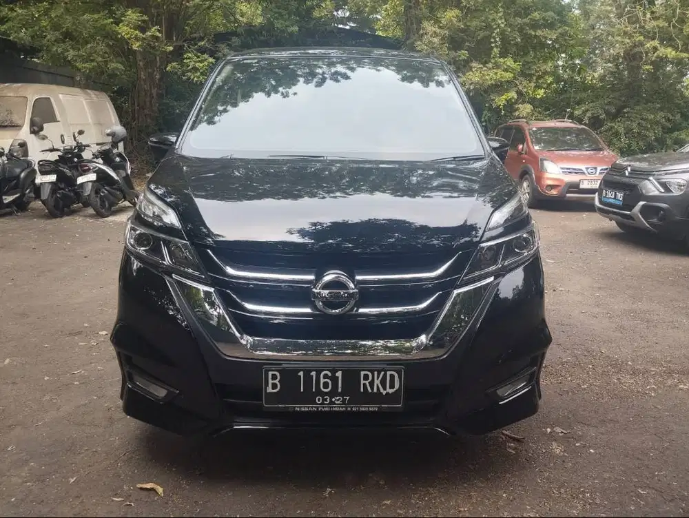 Nissan Serena 2.0 HWS AT Thn. 2022