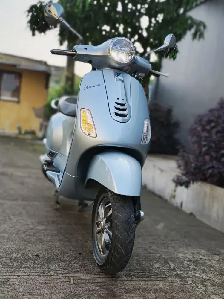 All New Vespa LX iGET Facelift Grey Delicato 2023 Mulus Murah