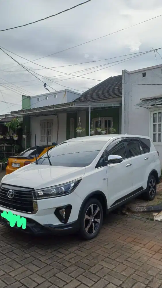 Toyota Venturer AT 2000  PUTIH