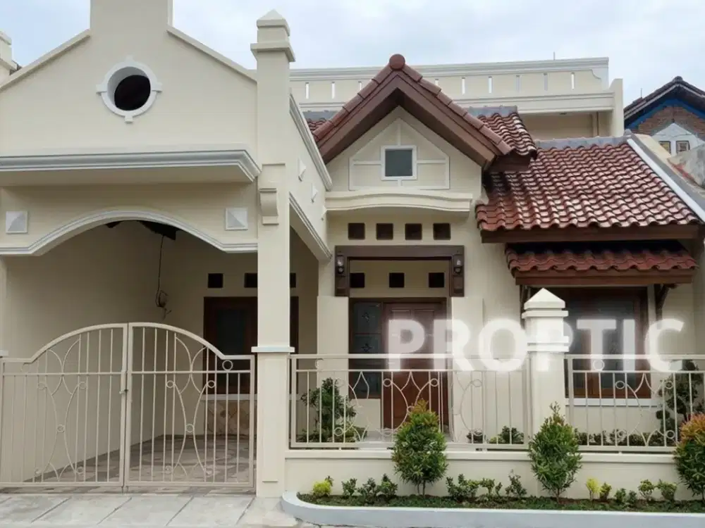 Rumah 2.5 Lantai Purimas Surabaya - RM032APD