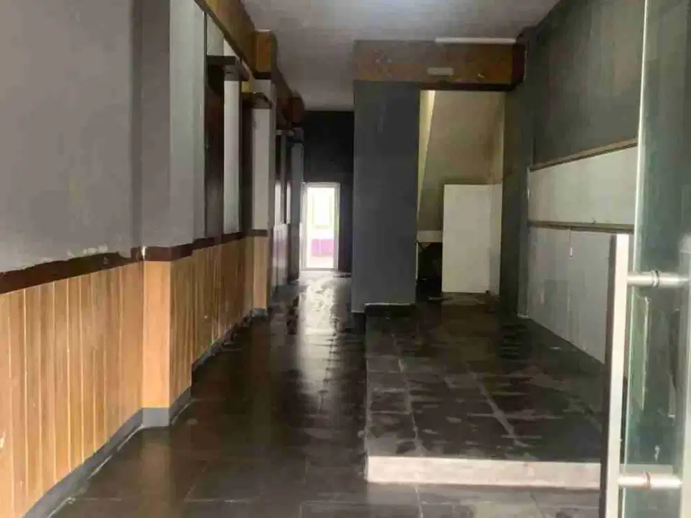 Disewa Ruko lokasi strategis di Rawamangun Jakarta Timur