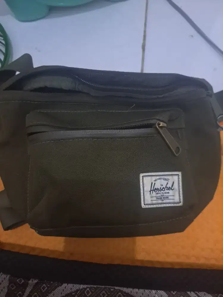 Herschel weistbag original