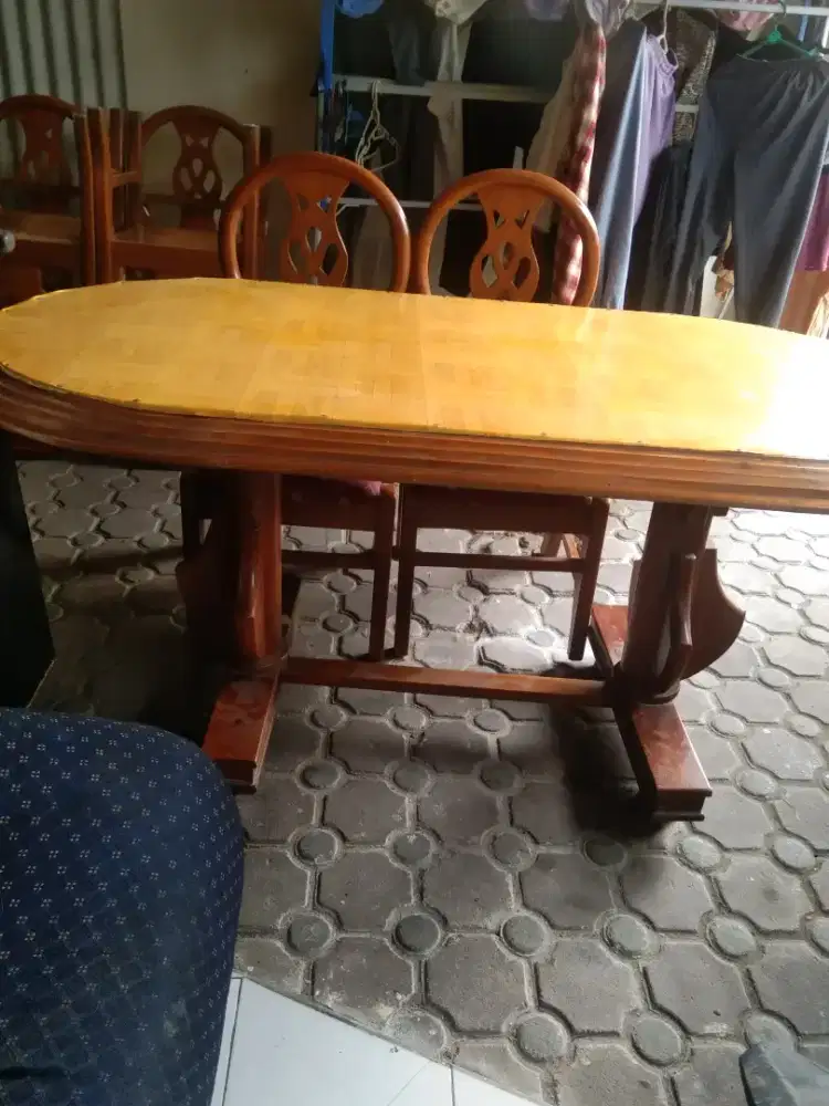 meja makan kayu jati