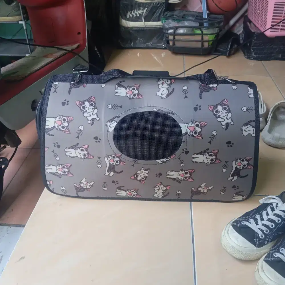 Tas kucing pet cargo baru harga second