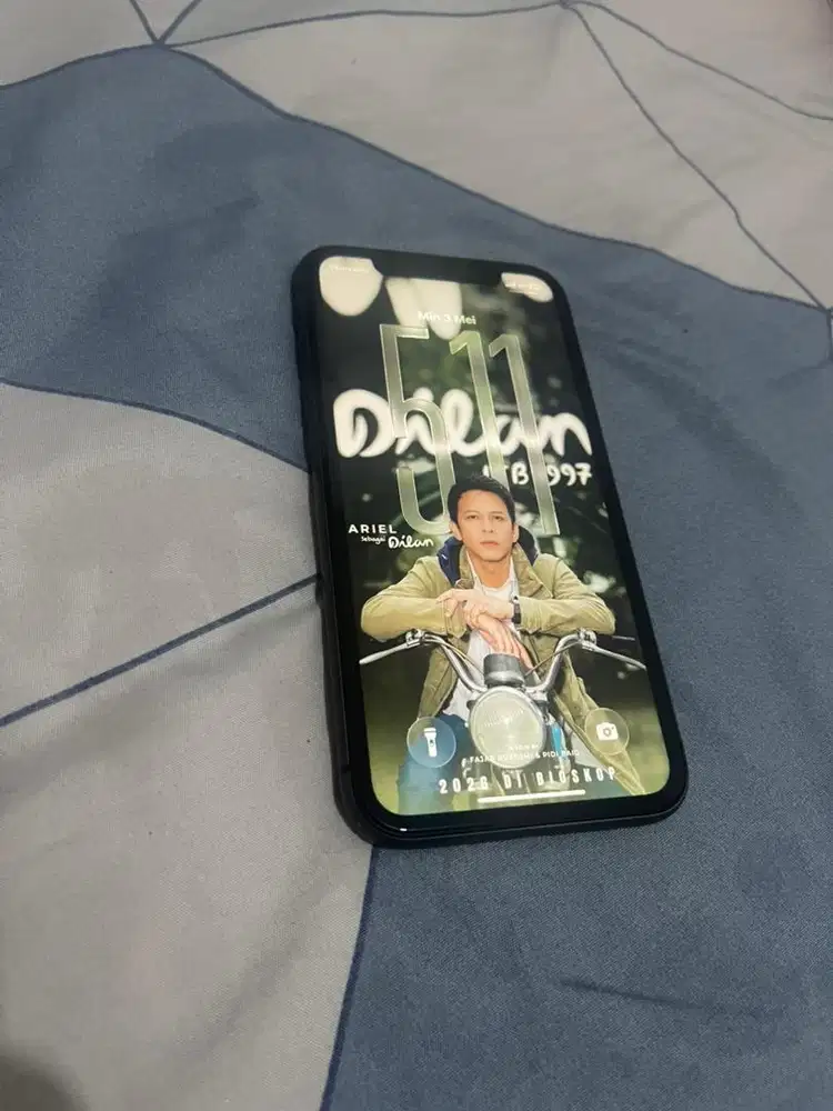 iPhone 11 64gb Inter Fullset Mulus Terawat