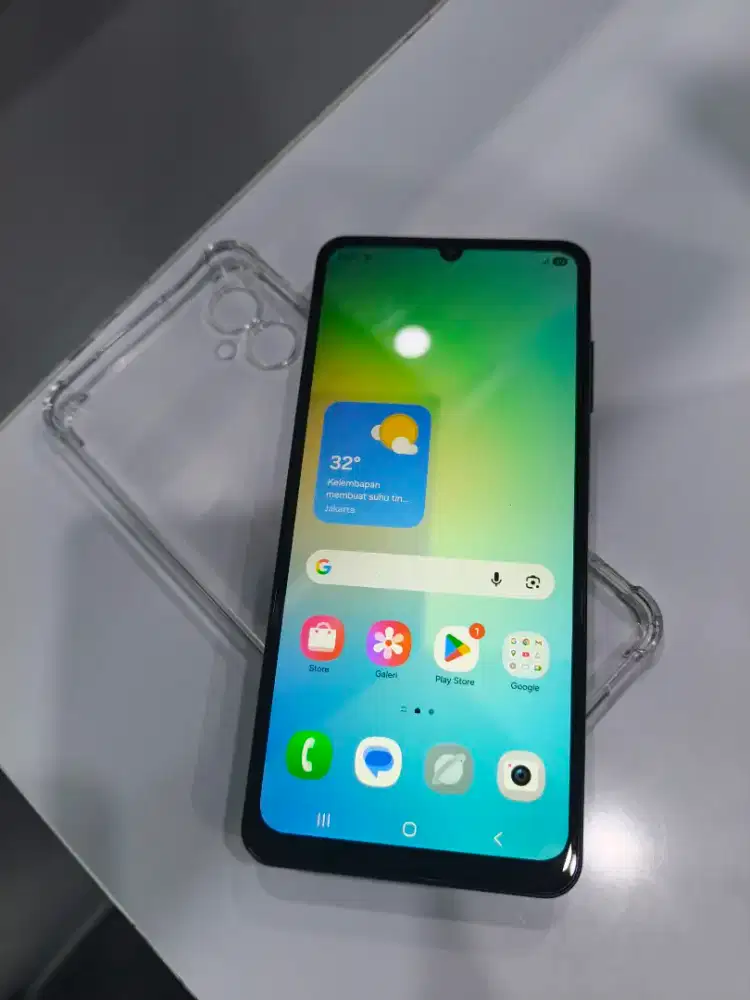 Samsung Galaxy A06 5G 6/128 hitam