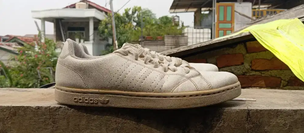 SEPATU ADIDAS NEO ADVANTAGE