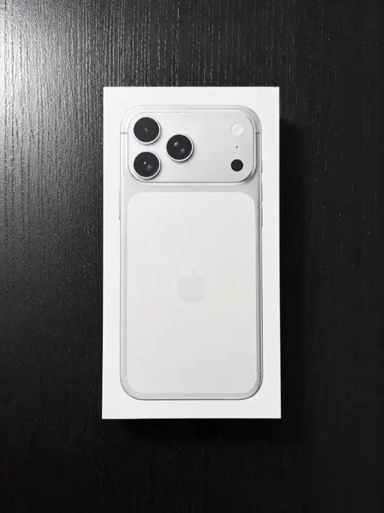Dijual iPhone 17 ProMax Silver 512GB Kondisi Baru Masih Segel