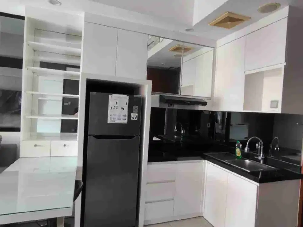 apartemen Linden. 2 BR bed 2x2 m Ngagel Dinoyo Darmo Gubeng  basuki rahmat