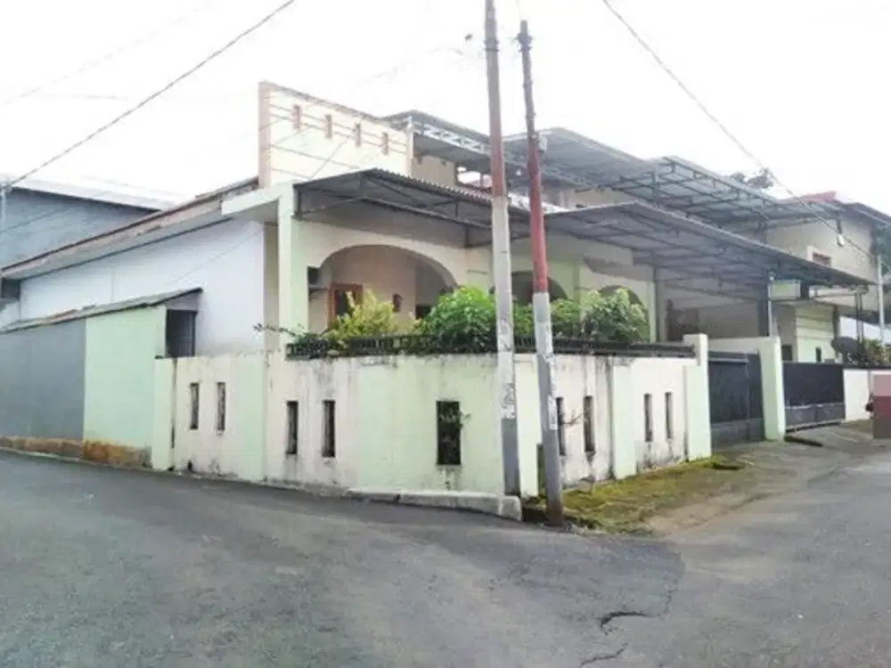 DIJUAL RUMAH