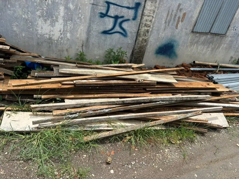 Dijual Murah Kayu Papan sisa Material