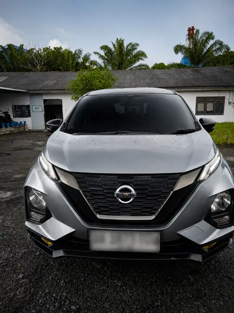 Nissan All New Livina Abu Metalic
