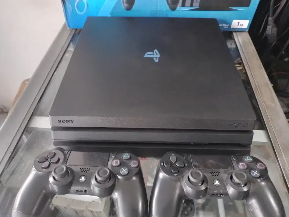 Ps4 pro 1Tb seri 71 full game